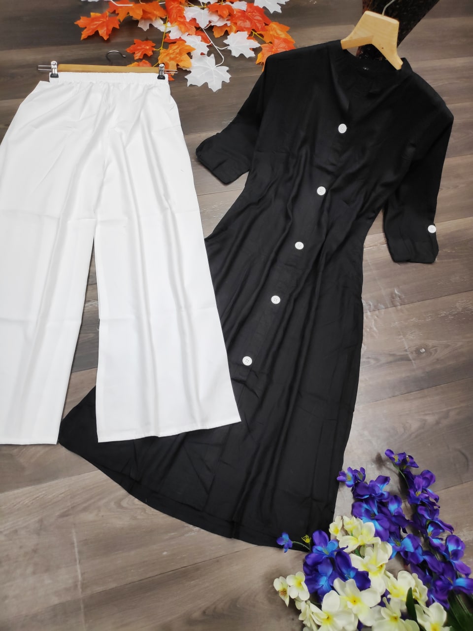 Soothing Off-White Rayon Kurti with Palazzo Set β¨